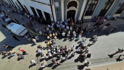"Присоромити міську раду". У Чернівцях проводять акцію "проти бездоріжжя" "Присоромити міську раду". У Чернівцях проводять акцію "проти бездоріжжя"