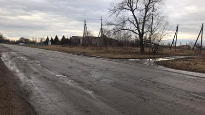 "Знаходяться у важкому стані". На Вінниччині водій збив неповнолітніх підлітків "Знаходяться у важкому стані". На Вінниччині водій збив неповнолітніх підлітків