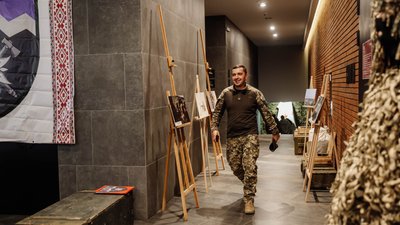 "Портал у війну".У Чернівцях представили трофеї 10 окремої гірсько-штурмової бригади "Портал у війну".У Чернівцях представили трофеї 10 окремої гірсько-штурмової бригади