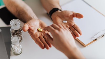 Як будуть працювати аптеки на Чернігівщині 3 квітня