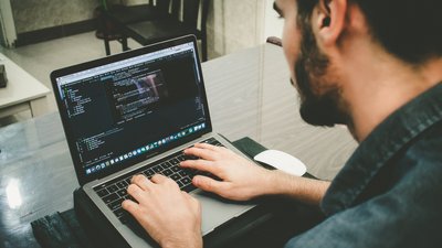Як білоруським IT-фахівцям переїхати в Україну. Мінцифри запустило сайт з інструкцією