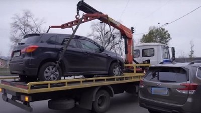 На Рівненщині експоліцейського підозрюють у привласненні автомобілів, що були арештовані