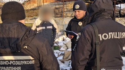 У жителя Ізюмського району вилучили арсенал боєприпасів: 700 патронів та гранати Ф-1