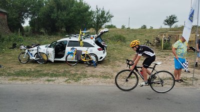 Благодійна велогонка "Тур де Франс". На Кіровоградщині збирали гроші для переселенців з Херсонщини Благодійна велогонка "Тур де Франс". На Кіровоградщині збирали гроші для переселенців з Херсонщини