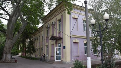 Чому пацієнти одеського центру нефрології та діалізу скаржаться на керівництво лікарні