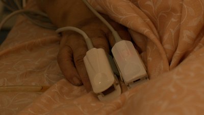 "У нас буквально черги зі швидких були". Івано-франківські лікарі про ситуацію з COVID-19 "У нас буквально черги зі швидких були". Івано-франківські лікарі про ситуацію з COVID-19