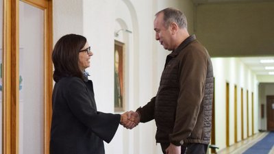 Обговорили співпрацю: керівник Черкаської ОВА зустрівся з послом із Канади