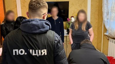Житомир, підозра, виїзд за кордон, волонтер, "Шлях"