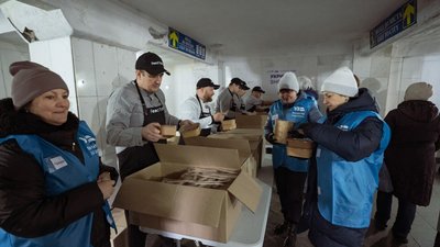 До Запоріжжя прибув потяг-кухня від Укрзалізниці До Запоріжжя прибув потяг-кухня від Укрзалізниці
