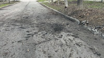 Херсон, обстріли, січень 2026, вирва