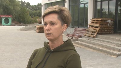 У Чорному Острові на Хмельниччині перенесли автобусну зупинку. Для чого