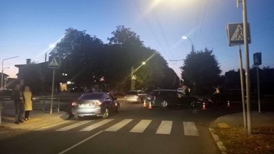 У Черкасах у ДТП потрапили авто і мотоцикл