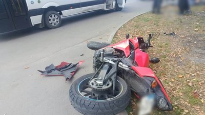 На Волині внаслідок двох ДТП травмувалися водії На Волині внаслідок двох ДТП травмувалися водії
