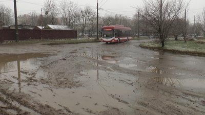 30 мільйонів на дороги. У Франківській тергромаді розпочинають ремонт шляхів 30 мільйонів на дороги. У Франківській тергромаді розпочинають ремонт шляхів