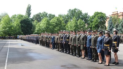З Військової академії Одеси випустилися понад 300 лейтенантів З Військової академії Одеси випустилися понад 300 лейтенантів