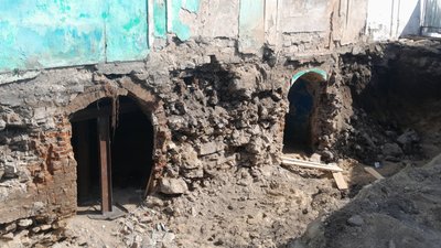 У Первомайську під час реконструкції знайшли підвали