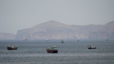 Трамп анонсував операцію з виведення суден, що застрягли в Ормузькій протоці