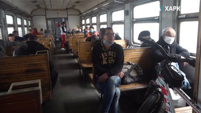 Жодного дня без поліції: в електричках на Харківщині системно порушують масковий режим