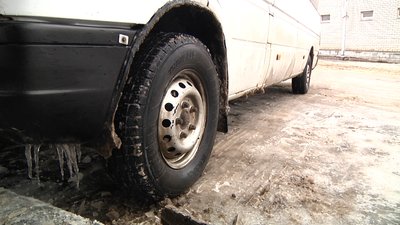 На Житомирщині виявили три випадки використання літньої гуми на автобусах На Житомирщині виявили три випадки використання літньої гуми на автобусах