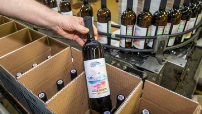 Вино з окупованого Криму назвали "російським" на конкурсі у Молдові
