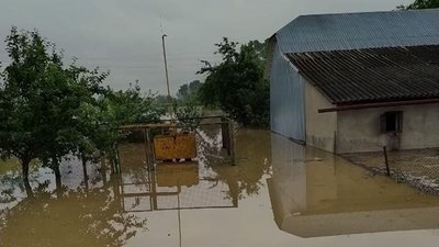 У Монастириському районі паводком підтопило понад пів сотні госодарств У Монастириському районі паводком підтопило понад пів сотні госодарств