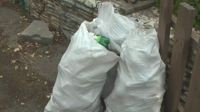 У Запоріжжі провели підводний суботник. З дна Дніпра підняли понад тонну сміття У Запоріжжі провели підводний суботник. З дна Дніпра підняли понад тонну сміття