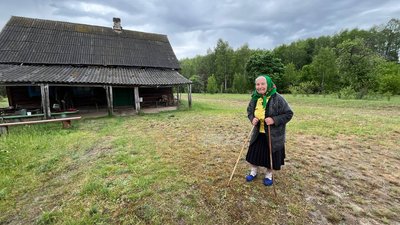 Як живе та господарює на хуторі 91-річна волинянка Параска Ковальчук