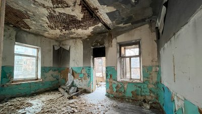 "Жили до 30 родин": полтавський краєзнавець про будівлю на Павленківській площі "Жили до 30 родин": полтавський краєзнавець про будівлю на Павленківській площі