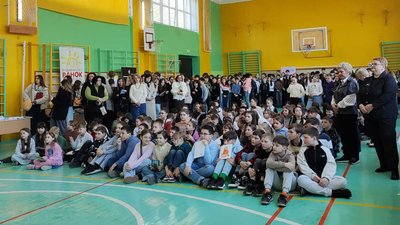книжковий фестиваль, "Читаємо в 10-ій"