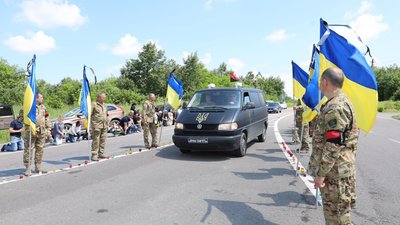 На Львівщині зустріли загиблого воїна Тараса Гвоздецького