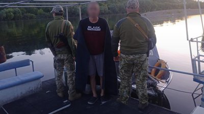 Прикордонники затримали громадянина Молдови, який перетнув Дністер