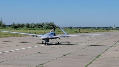 Україна отримала ударний безпілотний комплекс з Туреччини