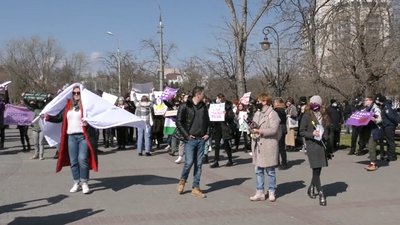 "Не можна жити без..." - мирна акція та марш відбулися у Херсоні "Не можна жити без..." - мирна акція та марш відбулися у Херсоні