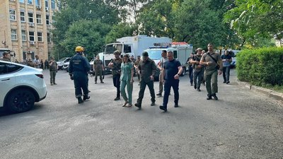 Поліція завершила спецоперацію біля будівлі Шевченківського райсуду в Києві