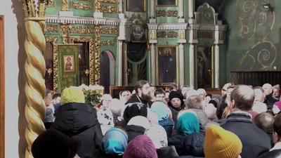 Платити оренду не хочуть – в УПЦ зібрали релігійну громаду в Троїцькому соборі в Чернігові. Репортаж Платити оренду не хочуть – в УПЦ зібрали релігійну громаду в Троїцькому соборі в Чернігові. Репортаж