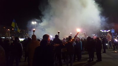 У Черкасах смолоскипною ходою відзначили день народження Степана Бандери