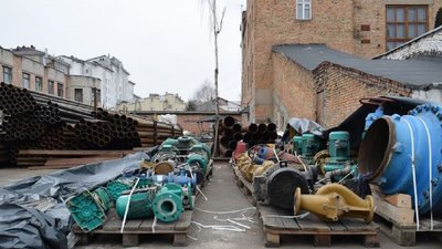 До Луцька передали технічну допомогу для теплопостачальних підприємств України, що постраждали від війни До Луцька передали технічну допомогу для теплопостачальних підприємств України, що постраждали від війни