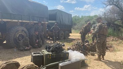 На Херсонщині проходять українсько-американські навчання "Сі Бриз-2021" На Херсонщині проходять українсько-американські навчання "Сі Бриз-2021"