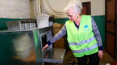 Печуть паски під звуки обстрілів: як святкуватимуть Великдень у прифронтовому Оріхові Печуть паски під звуки обстрілів: як святкуватимуть Великдень у прифронтовому Оріхові