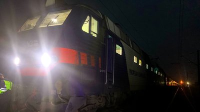 Внаслідок наїзду потяга помер 75-річний чоловік на Рівненщині