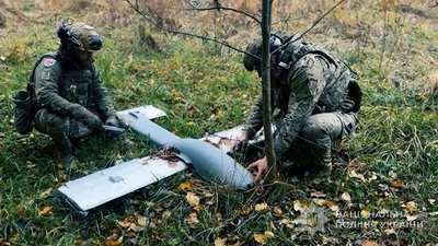 Вибухотехніки поліції знешкодили безпілотник РФ. 