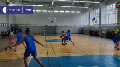 Сумчанки двічі програли харків’янкам у матчах чемпіонату України з баскетболу Сумчанки двічі програли харків’янкам у матчах чемпіонату України з баскетболу