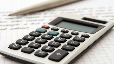 Черкащани до місцевих бюджетів за пів року сплатили 3,5 мільярдів гривень податків