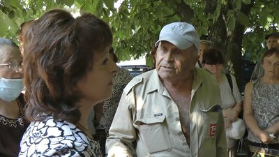 На Запоріжжі мешканці приватних будинків скаржаться на "Облводоканал" На Запоріжжі мешканці приватних будинків скаржаться на "Облводоканал"