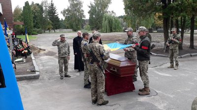 "Збирався йти на пенсію, але почався повномасштабний наступ". У Сумах поховали майора Олександра Винокурова "Збирався йти на пенсію, але почався повномасштабний наступ". У Сумах поховали майора Олександра Винокурова
