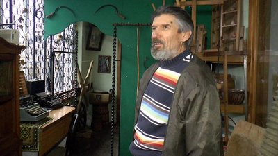 Створив домашній музей старожитностей. Прикарпатець Віктор Гулак. СУСПІЛЬНЕ | ЛЮДИ Створив домашній музей старожитностей. Прикарпатець Віктор Гулак. СУСПІЛЬНЕ | ЛЮДИ