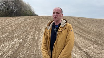 Замість компенсації — дрони для ЗСУ: на Волині підлітки знищили посіви буряків на кількох гектара Замість компенсації — дрони для ЗСУ: на Волині підлітки знищили посіви буряків на кількох гектара