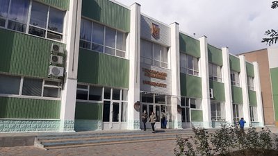 Виші у Херсоні перейшли на дистанційне навчання. Крім одного