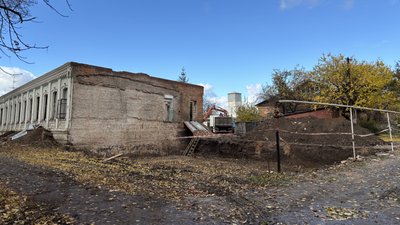 Реконструкція корпусу Роменської ЦРЛ