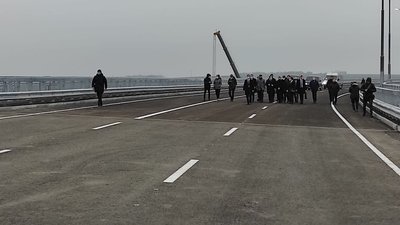 Президент Зеленський прибув з робочим візитом до Запоріжжя Президент Зеленський прибув з робочим візитом до Запоріжжя